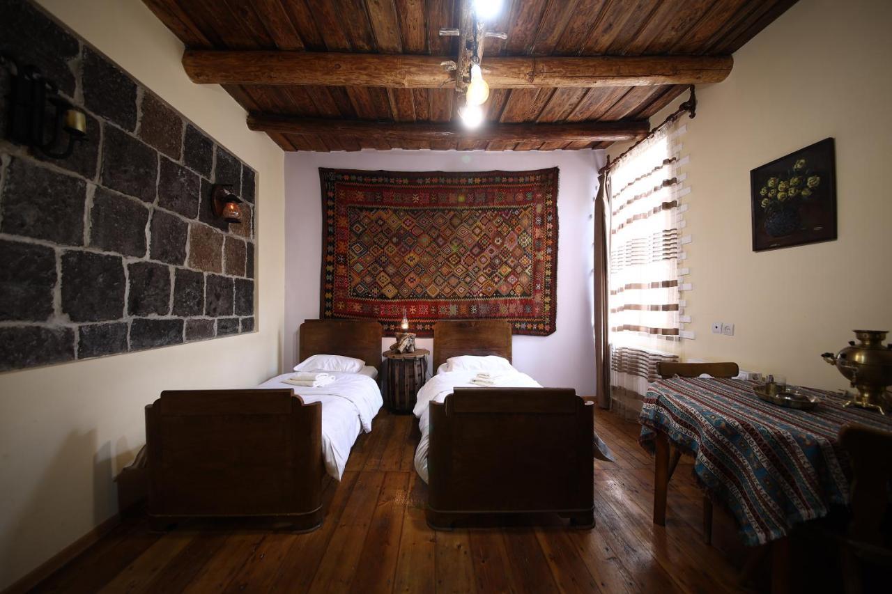 Alashkert Guesthouse ,Ալաշկերտ Հյուրատուն Gyumri Exterior foto